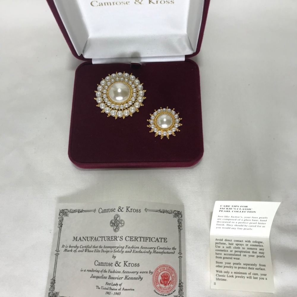 Camrose & Kross - Pearl Brooch set  JBK